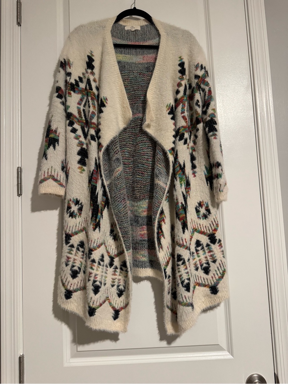 entro Cream Open-Front Cardigan with Multicolor Aztec Motif